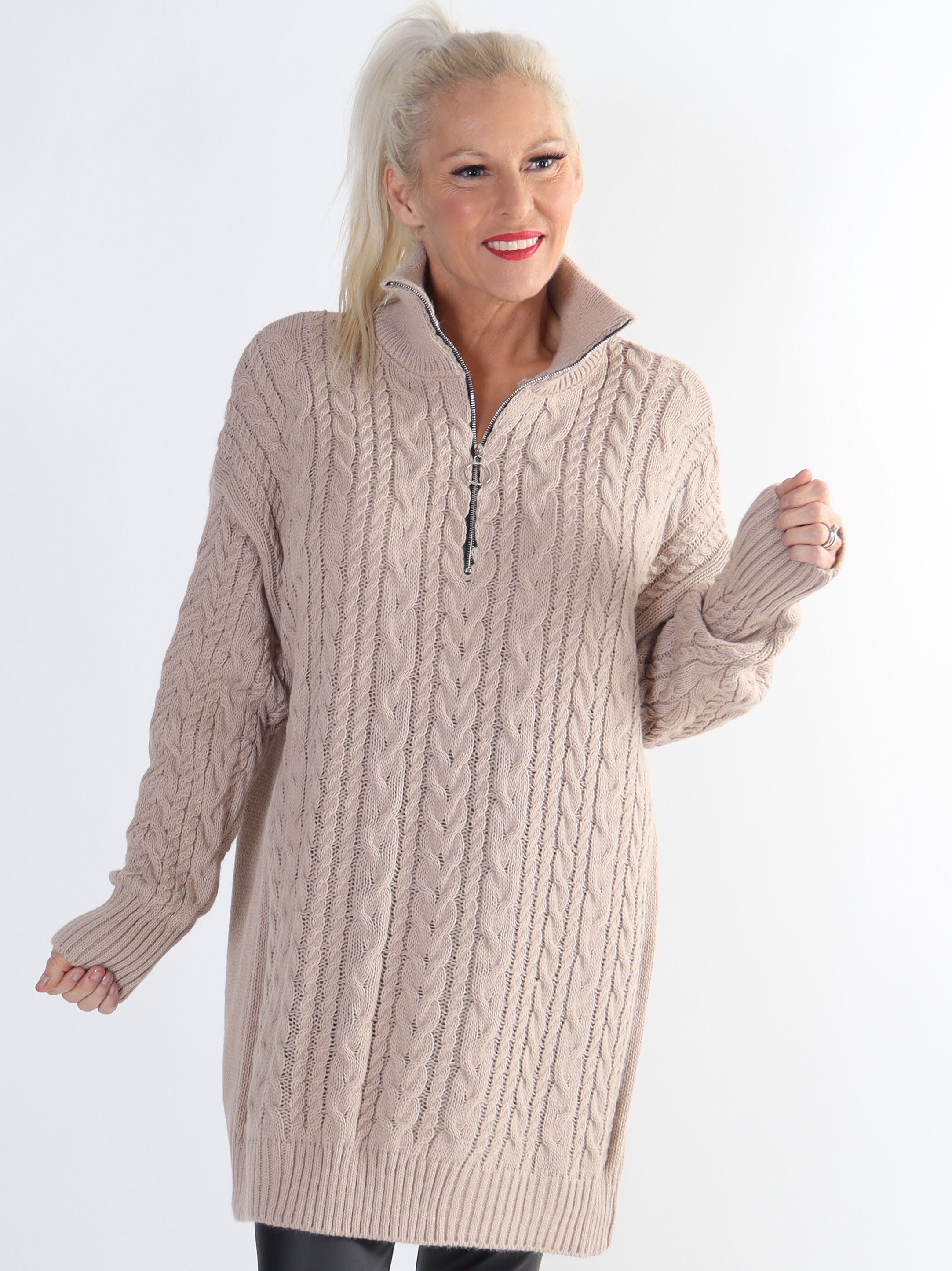 Esly - Kabelstickad tröja med dragkedja i plus size